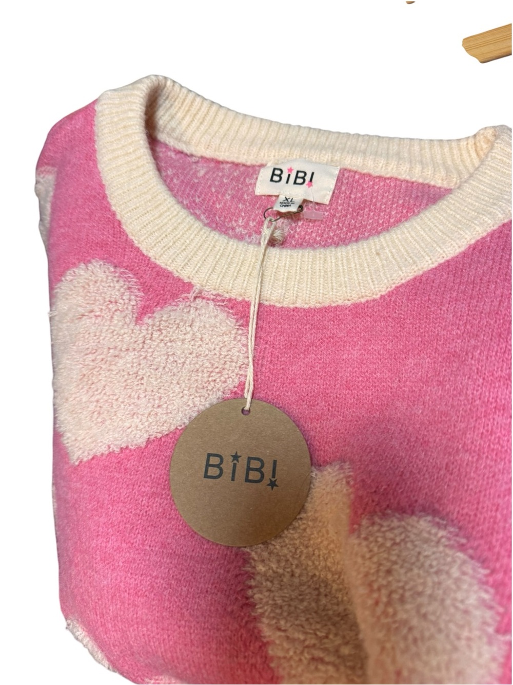 ✨NWT BIBI Fuzzy Heart Sweater - Picture 6 of 7